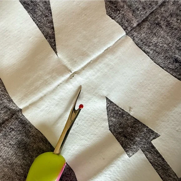 PINK VICTORIA’S SECRET HEATHER GRAY LACE-UP LIGHTWEIGHT LOGO SWEATPANTS *LARGE - Picture 16 of 16